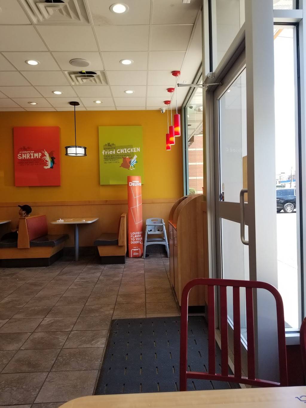 Popeyes Louisiana Kitchen | restaurant | 33-18 21st St, Long Island City, NY 11106, USA | 3475310906 OR +1 347-531-0906