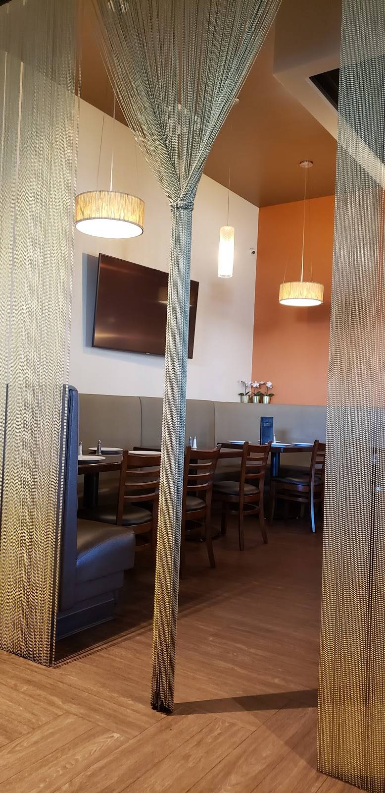 Viceroy Indian Cuisine & Bar | restaurant | 10650 Stockdale Hwy Ste 100, Bakersfield, CA 93311, USA | 6615649621 OR +1 661-564-9621