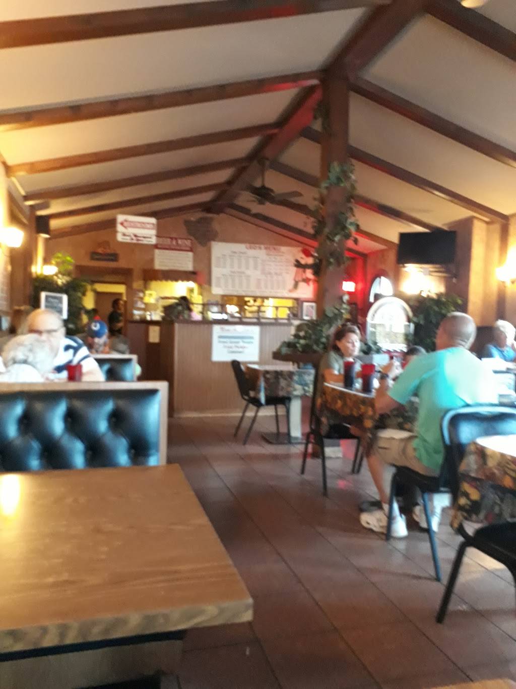 Leos Pizza | restaurant | 230 S Main St, Jacksonville, IL 62650, USA | 2172433413 OR +1 217-243-3413