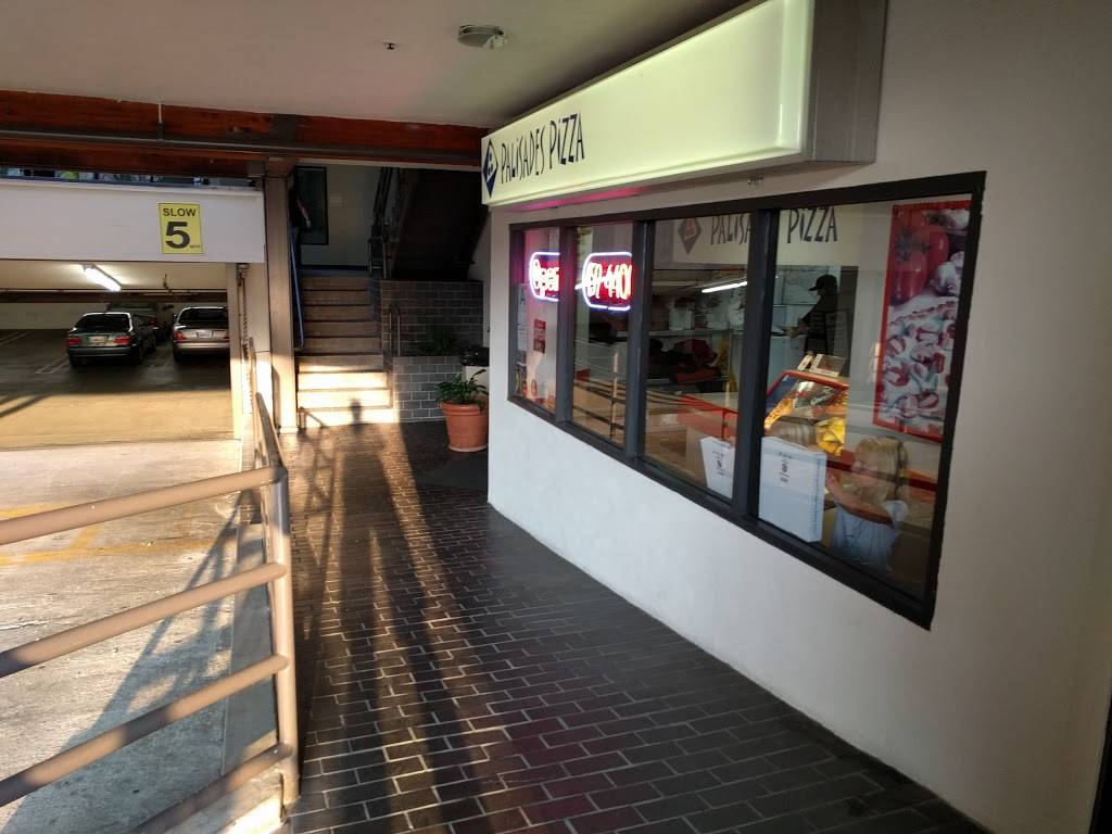 Palisades Pizza | restaurant | 860 Vía De La Paz, Pacific Palisades, CA 90272, USA | 3104594400 OR +1 310-459-4400