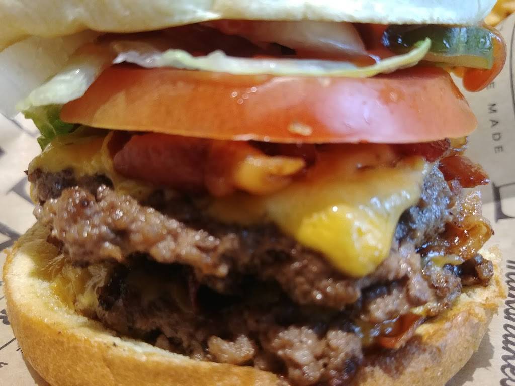 Wayback Burgers | restaurant | 2530 S Washington Ave, Titusville, FL 32780, USA | 3215675012 OR +1 321-567-5012