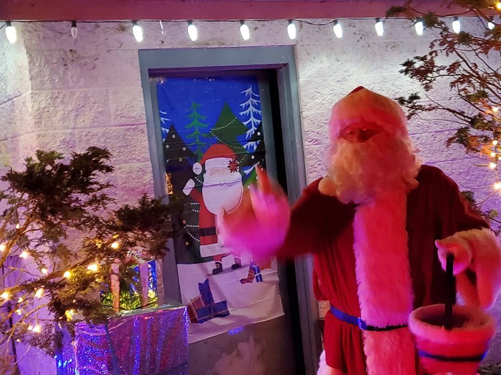 Bleachers Grill At Cedar Crest | restaurant | 6810 84th St NE, Marysville, WA 98270, USA | 3606593388 OR +1 360-659-3388