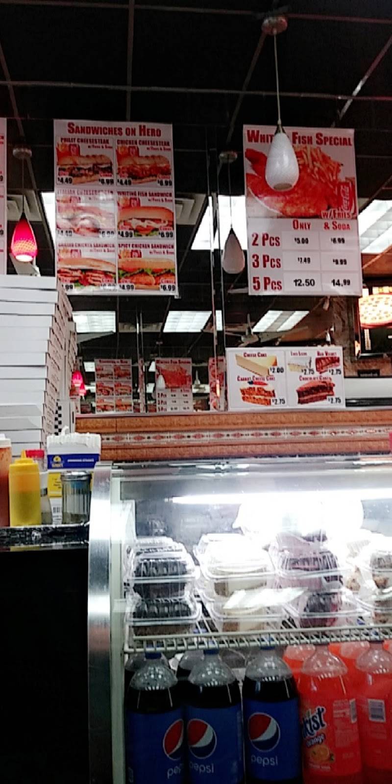 Crown Grill, Fried Chicken & Pizza | meal takeaway | 71-12 Kissena Blvd, Flushing, NY 11367, USA | 7188801881 OR +1 718-880-1881