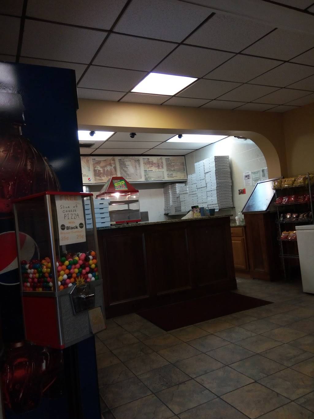 Royal Pizza | meal takeaway | 483 Main St, Medfield, MA 02052, USA | 5083592424 OR +1 508-359-2424