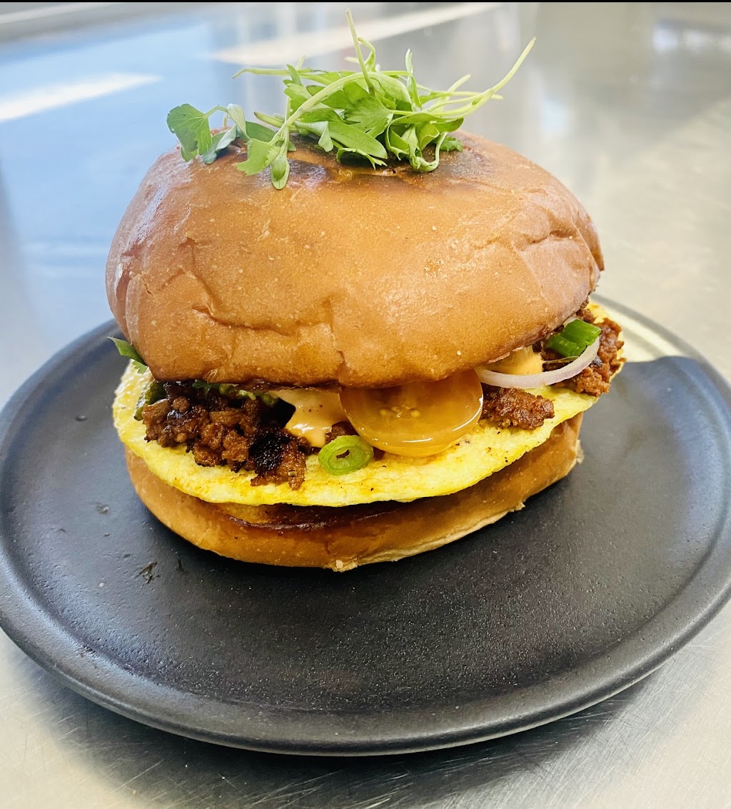 Beach wolf | restaurant | 386 B St, Encinitas, CA 92024, USA | 7607049590 OR +1 760-704-9590