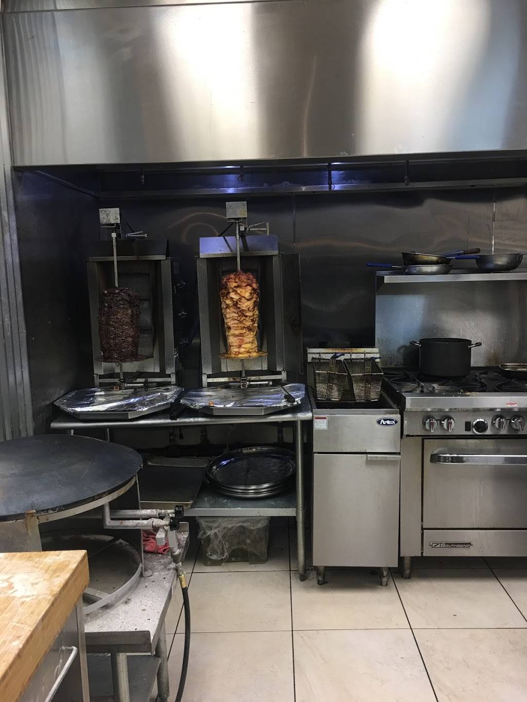 Shawerma House | restaurant | 11015 S Harlem Ave, Worth, IL 60482, USA | 7085862666 OR +1 708-586-2666