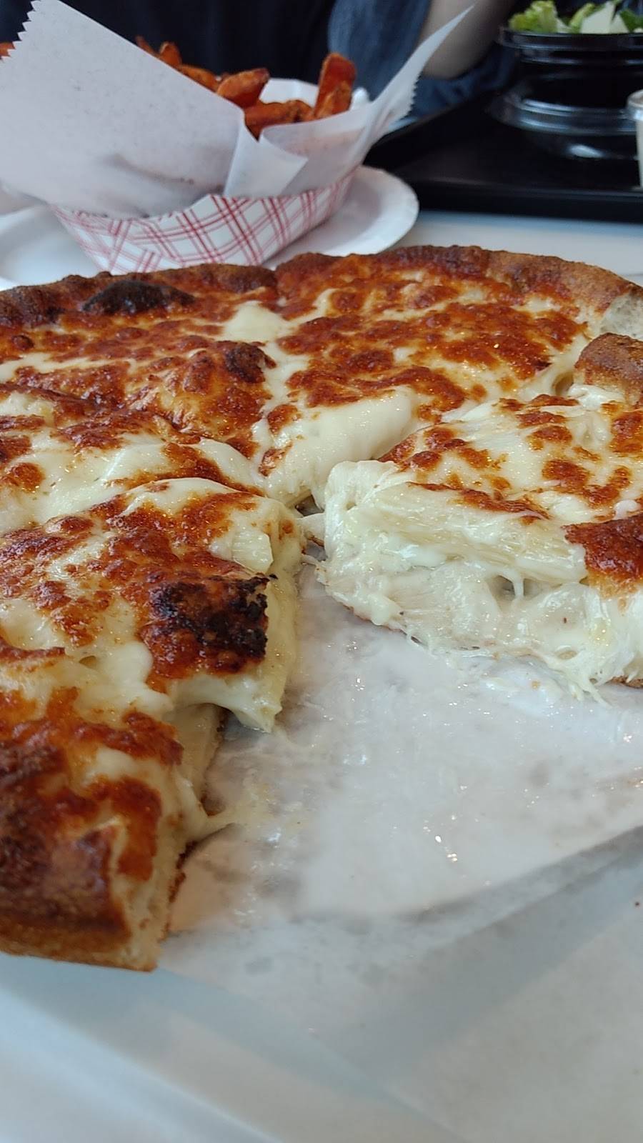 Rizzo’s Pizza | restaurant | 81 S Main St, Middleton, MA 01949, USA | 9783041877 OR +1 978-304-1877