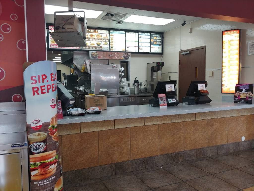 Jack in the Box | restaurant | 14540 Westheimer Rd, Houston, TX 77077, USA | 2815047520 OR +1 281-504-7520