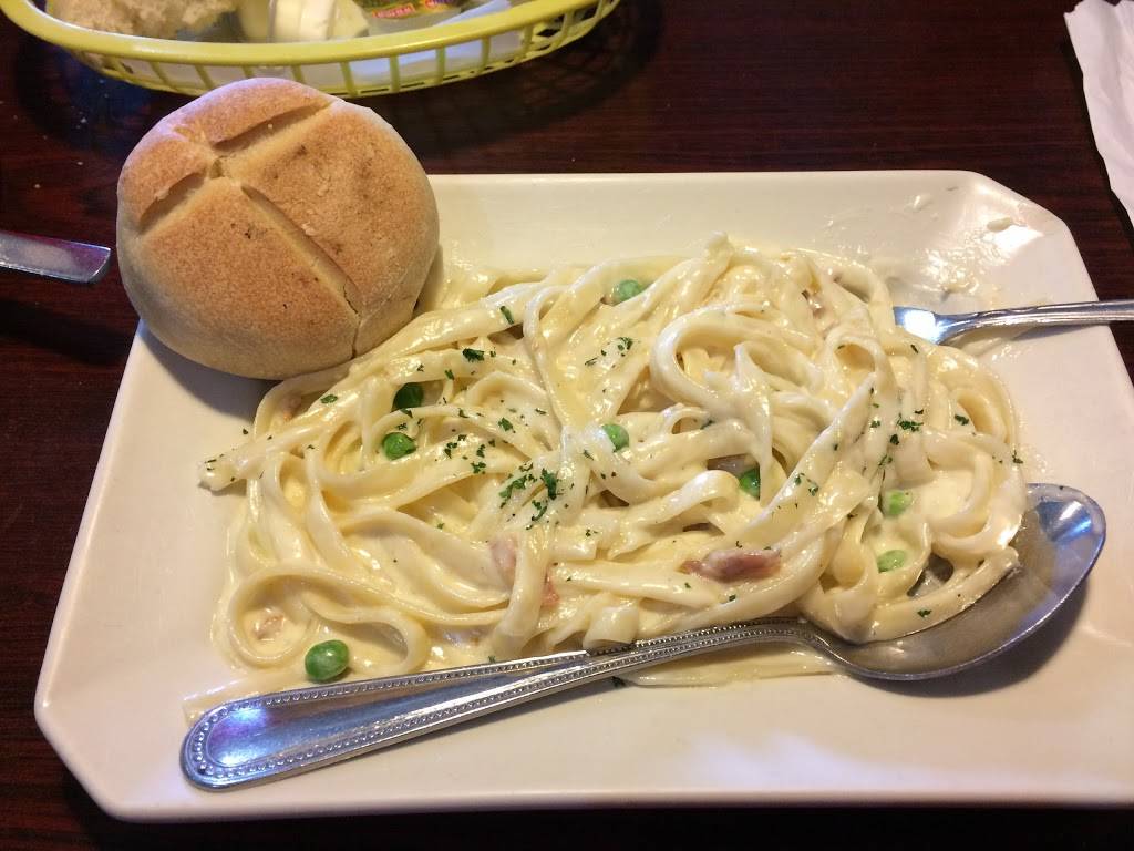 Ginos Pizza Italian Restaurant | meal delivery | 43 Alafaya Woods Blvd, Oviedo, FL 32765, USA | 4073661000 OR +1 407-366-1000