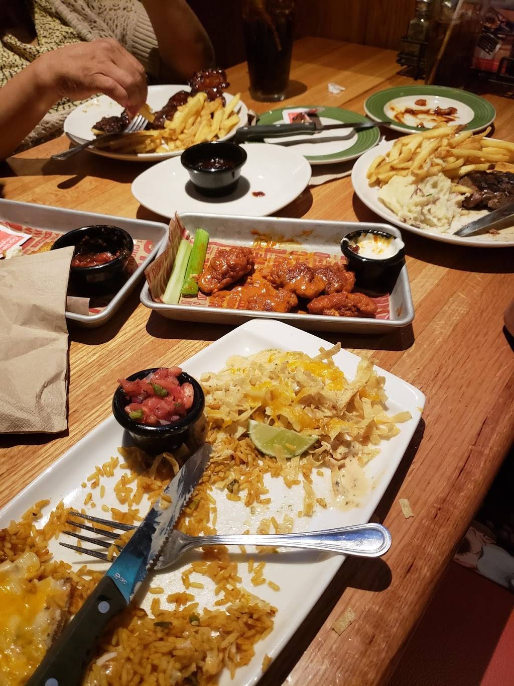 Applebees Grill + Bar | restaurant | 465 US-46, Totowa, NJ 07512, USA | 9738120011 OR +1 973-812-0011