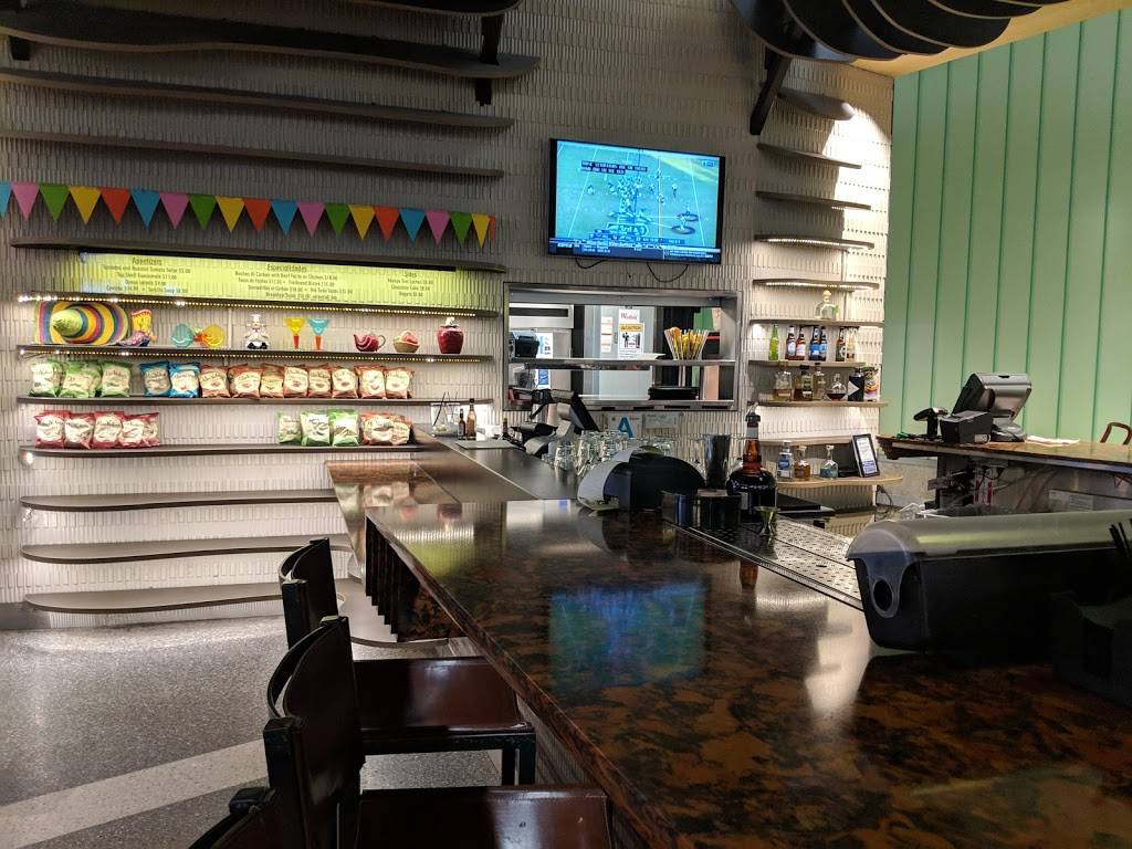 Cantina Laredo | restaurant | 380 World Way, Los Angeles, CA 90045, USA | 3106450980 OR +1 310-645-0980