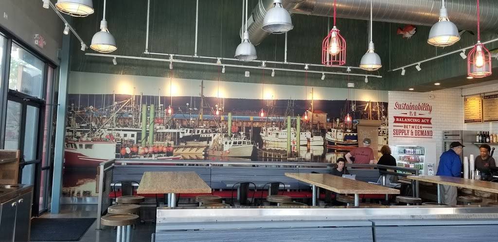 Slapfish | restaurant | 1125 NW 63rd St, Nichols Hills, OK 73116, USA | 4052424398 OR +1 405-242-4398