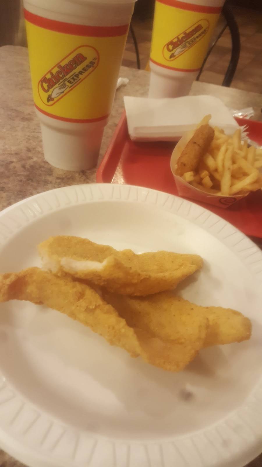 Chicken Express | restaurant | 734 S Colorado St, Lockhart, TX 78644, USA | 5126684661 OR +1 512-668-4661