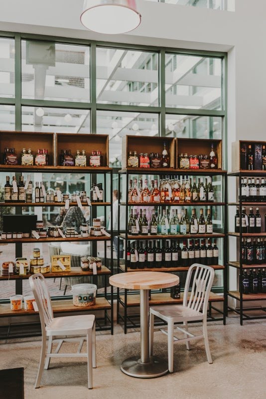 The Cellar and Pantry | restaurant | 33 SE 3rd Ave, Delray Beach, FL 33483, USA | 5612470028 OR +1 561-247-0028