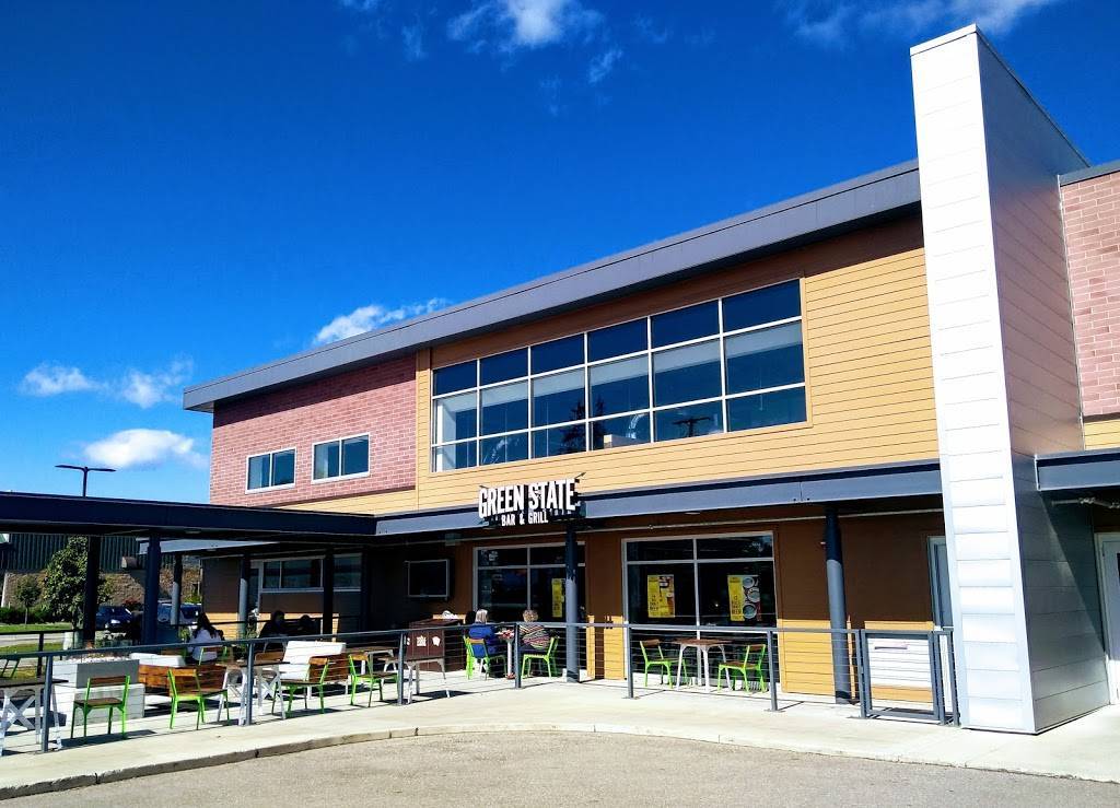 Green State Bar & Grill | restaurant | 2750 E Grand River Ave, East Lansing, MI 48823, USA | 5173192000 OR +1 517-319-2000