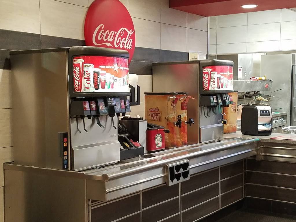 Hardees | restaurant | 1851 Memorial Blvd, Murfreesboro, TN 37129, USA | 6158904870 OR +1 615-890-4870