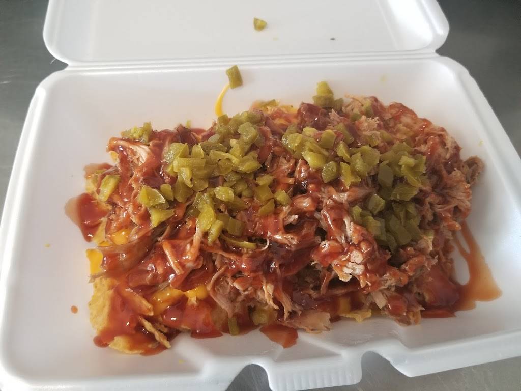 Midwestern BBQ | restaurant | 1150 S Broadway, Salem, IL 62881, USA | 6183670907 OR +1 618-367-0907