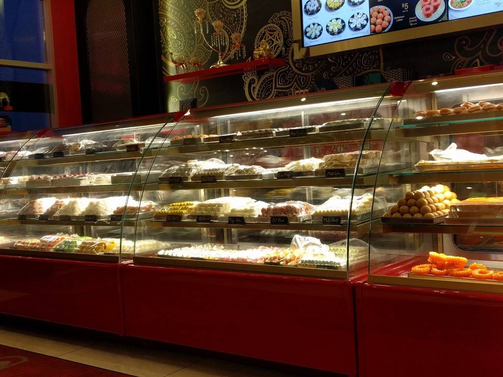 Sweet Mahal | restaurant | 680 Rexdale Blvd #9, Etobicoke, ON M9W 0B5, Canada | 4166799191 OR +1 416-679-9191