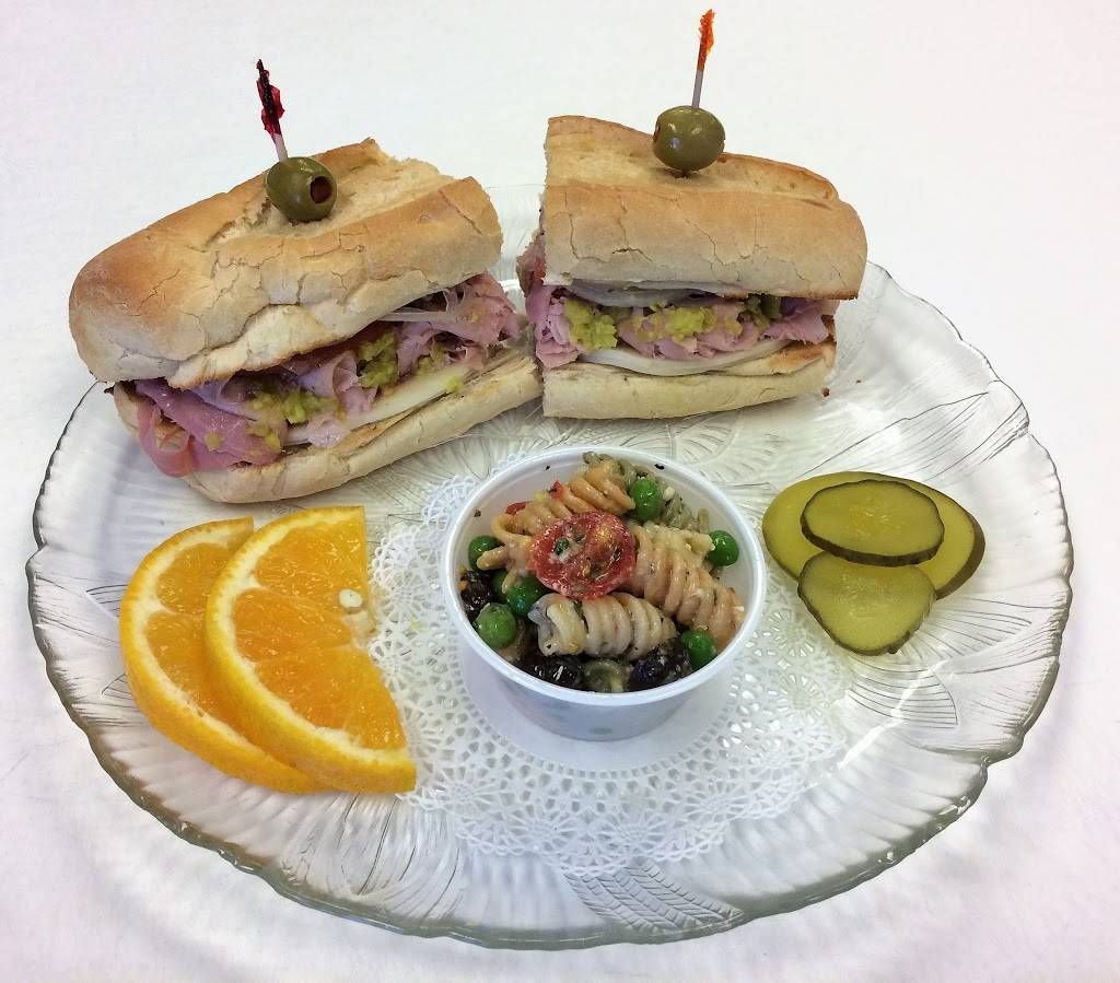 Le Petit Jardin Cafe | restaurant | 1500 E Venice Ave #401, Venice, FL 34292, USA | 9412443231 OR +1 941-244-3231