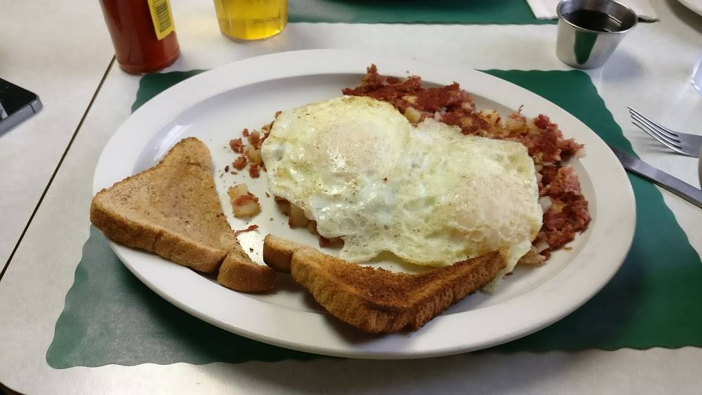 Coughlins Place | restaurant | 182 N Main St, East Longmeadow, MA 01028, USA | 4135251899 OR +1 413-525-1899