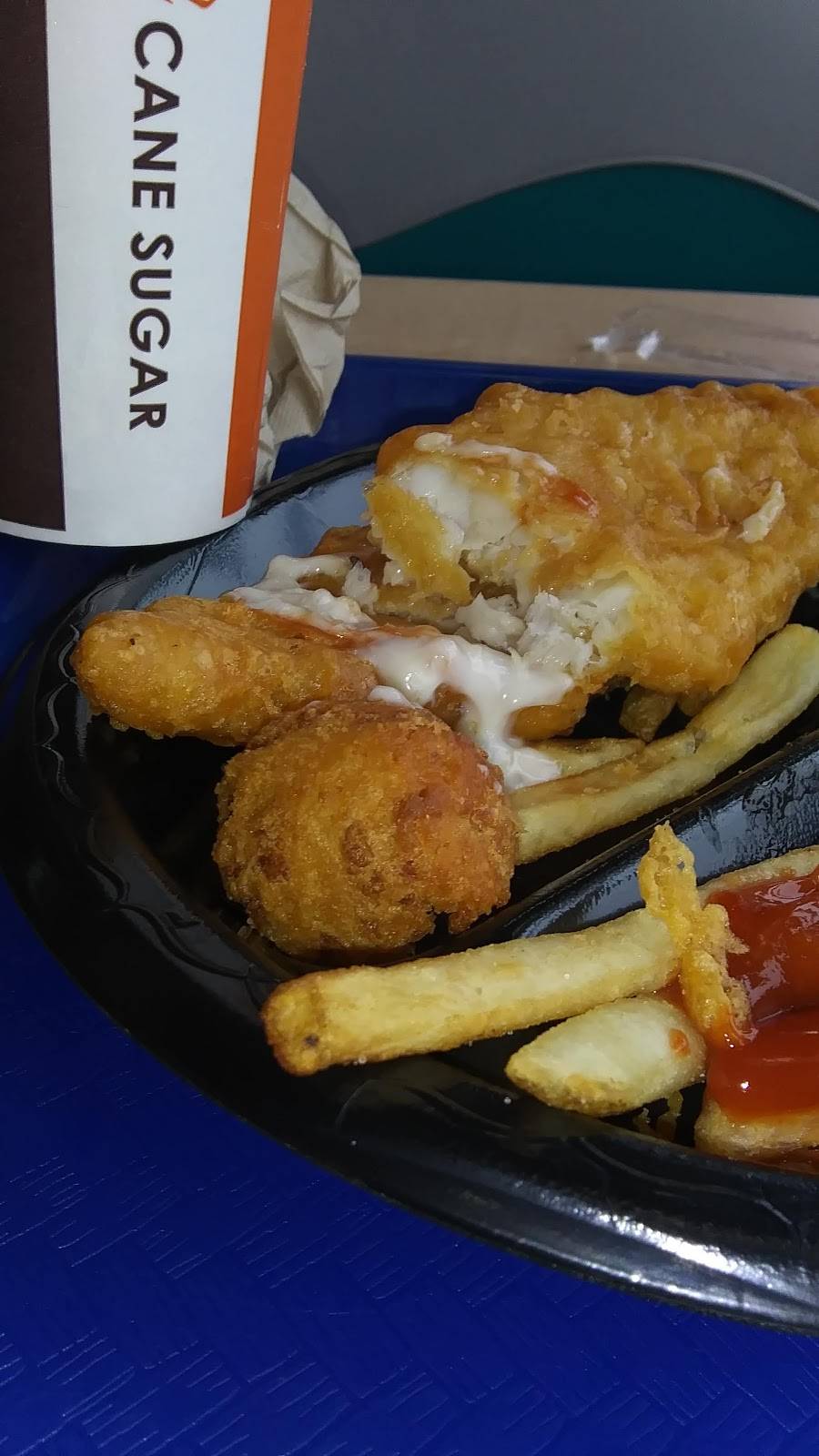 Long John Silvers | restaurant | 183 SW Military Dr, San Antonio, TX 78221, USA | 2105910604 OR +1 210-591-0604