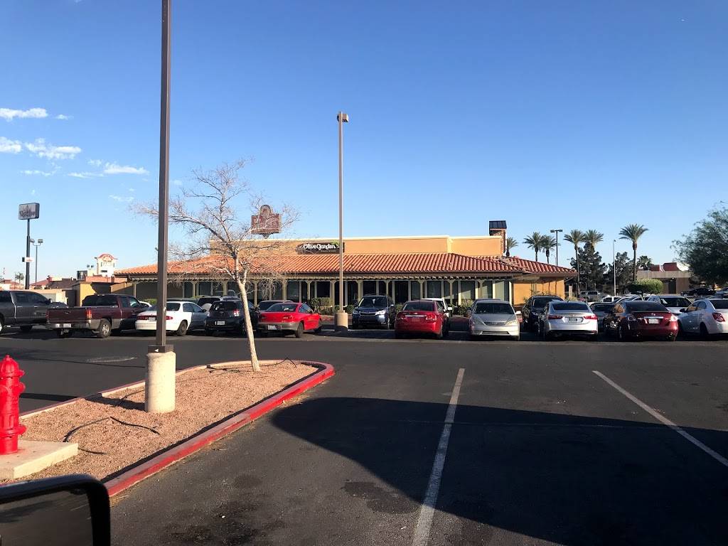 Olive Garden Italian Restaurant | meal takeaway | 6850 W Cheyenne Ave, Las Vegas, NV 89108, USA | 7026582144 OR +1 702-658-2144