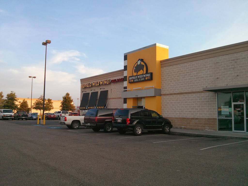 Buffalo Wild Wings | meal takeaway | 1783 Martin Luther King Blvd, Houma, LA 70360, USA | 9858689453 OR +1 985-868-9453