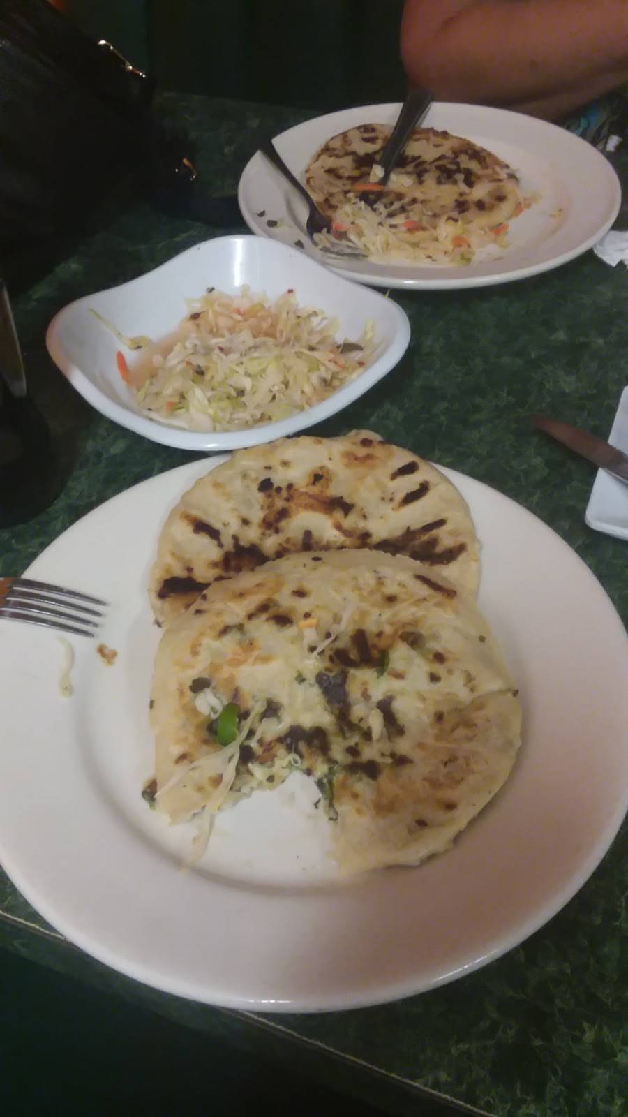 Llego el Sabor Restaurant | restaurant | 1308 N Lake Ave, Pasadena, CA 91104, USA | 6267656309 OR +1 626-765-6309