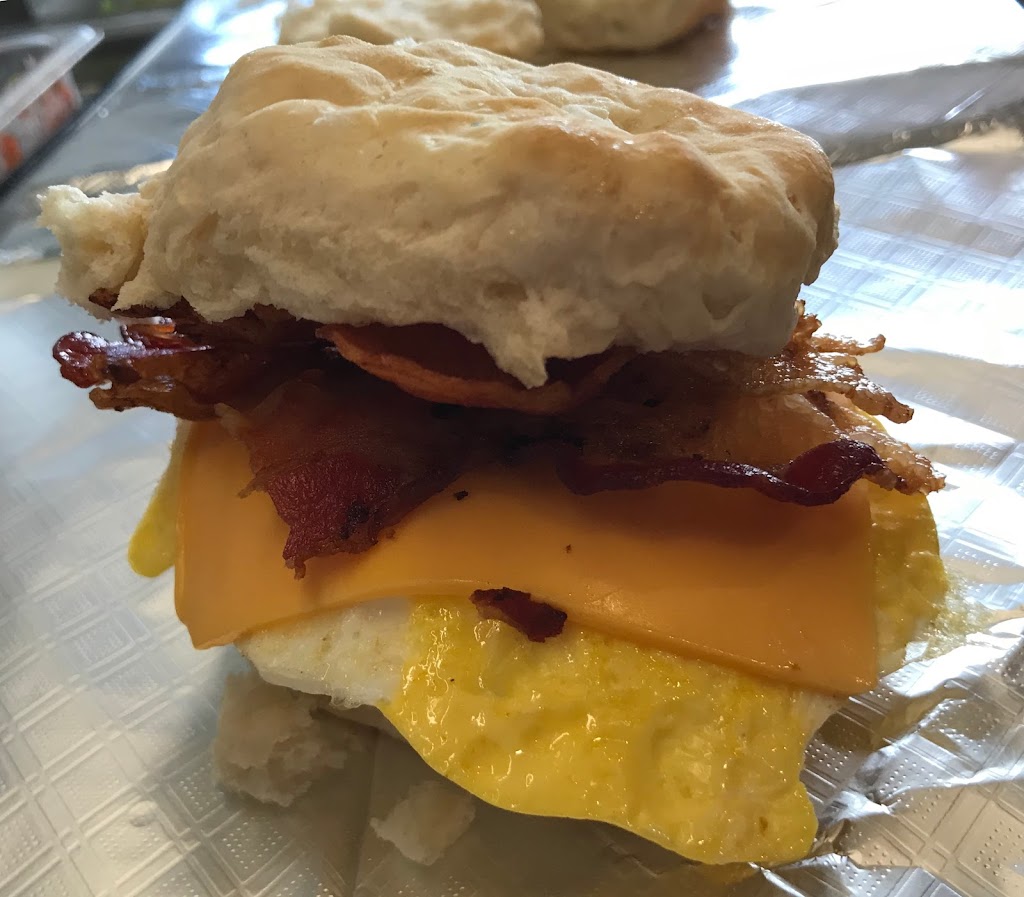 Big Red Truck | restaurant | 821 Bayshore Dr, Niceville, FL 32578, USA | 8507371185 OR +1 850-737-1185