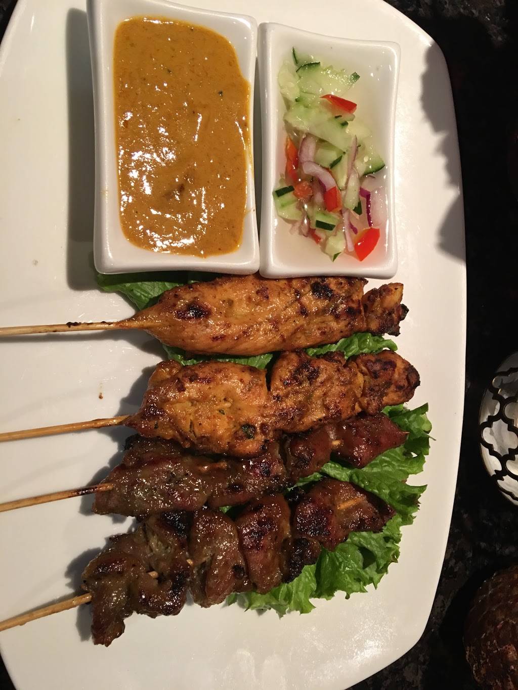 Thai On One | restaurant | 2904 1st Ave, Seattle, WA 98121, USA | 2064414348 OR +1 206-441-4348