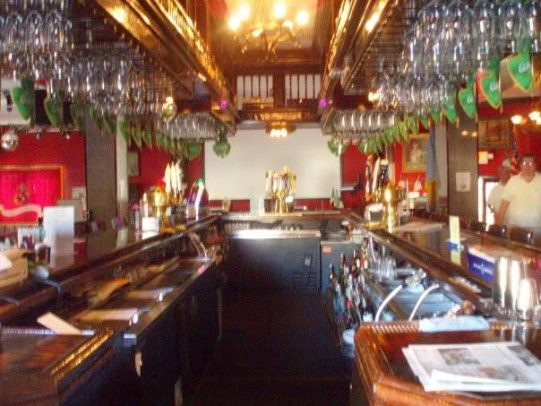 Dalys Irish Pub | restaurant | 4201 Comly St, Philadelphia, PA 19135, USA | 2155332080 OR +1 215-533-2080