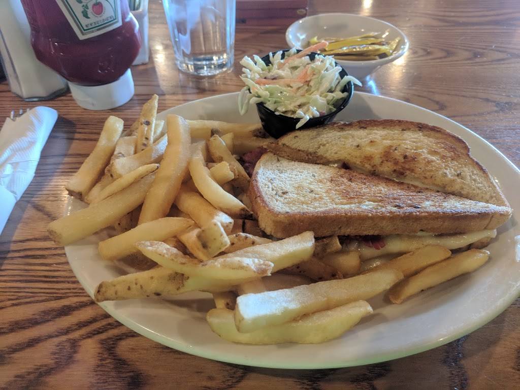 Cracker Barrel Old Country Store | restaurant | 2340 Post Dr, Indianapolis, IN 46219, USA | 3178971042 OR +1 317-897-1042