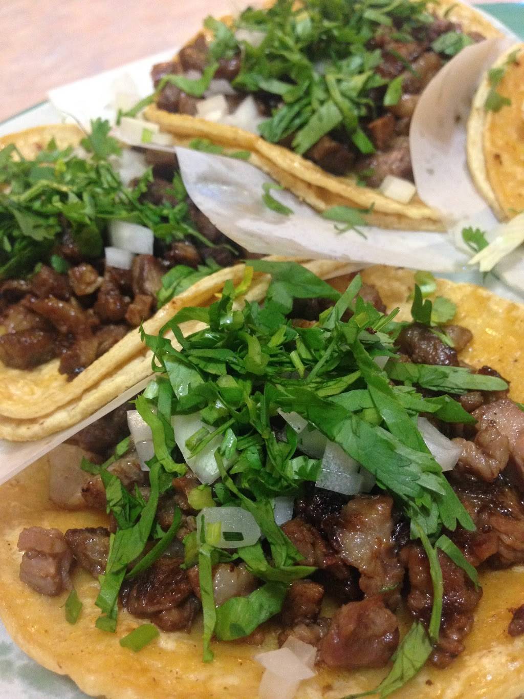 Taqueria Sabor y Sazon | restaurant | 2018 S Blue Island Ave, Chicago, IL 60608, USA | 3122268829 OR +1 312-226-8829