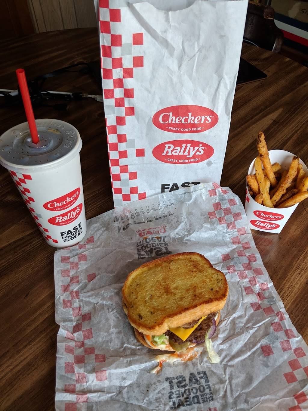 Checkers | restaurant | 26715 Eureka Rd, Taylor, MI 48180, USA | 7349414778 OR +1 734-941-4778