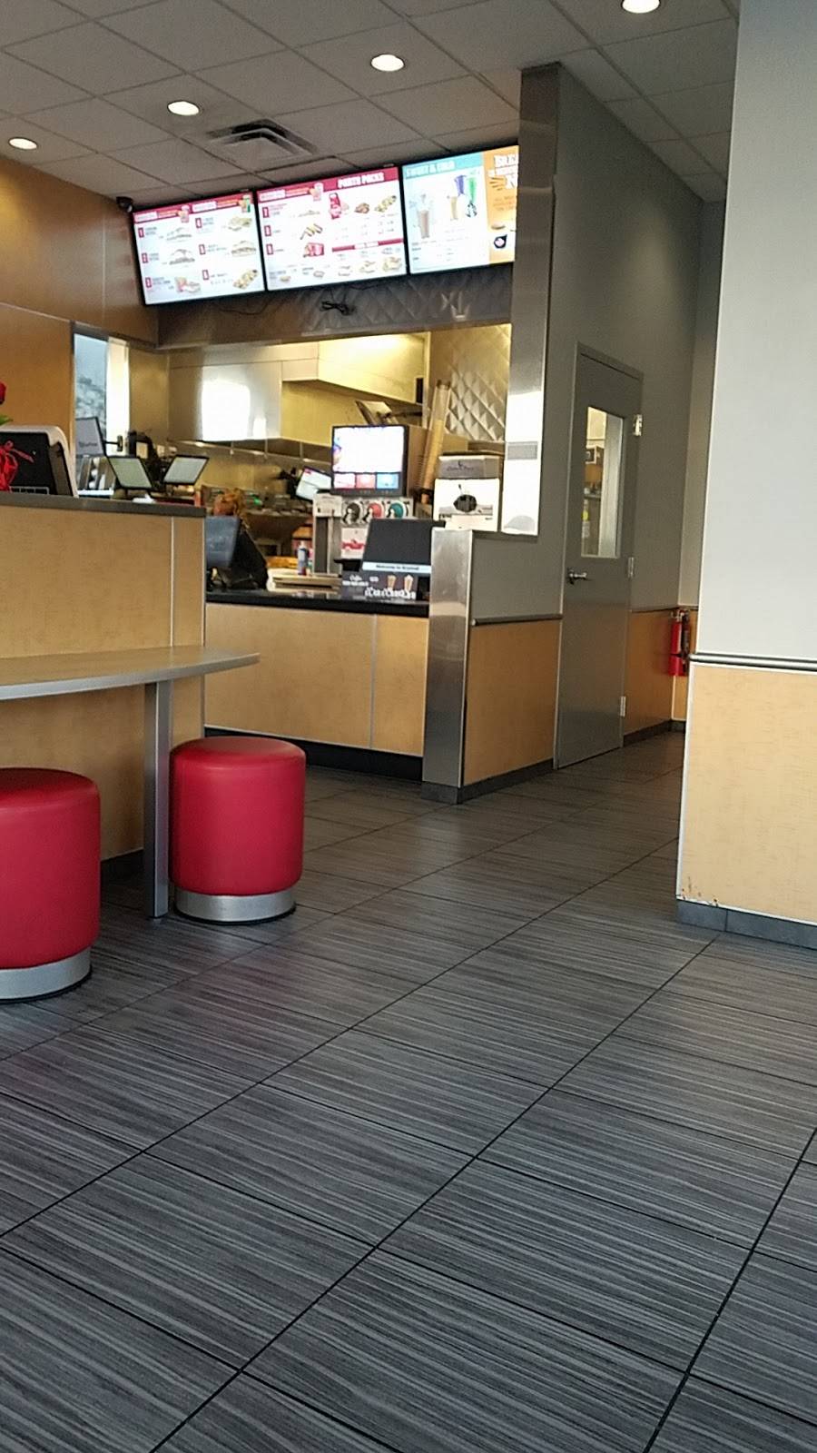 Krystal | restaurant | 1485 S 6th St, Macclenny, FL 32063, USA | 9042599711 OR +1 904-259-9711