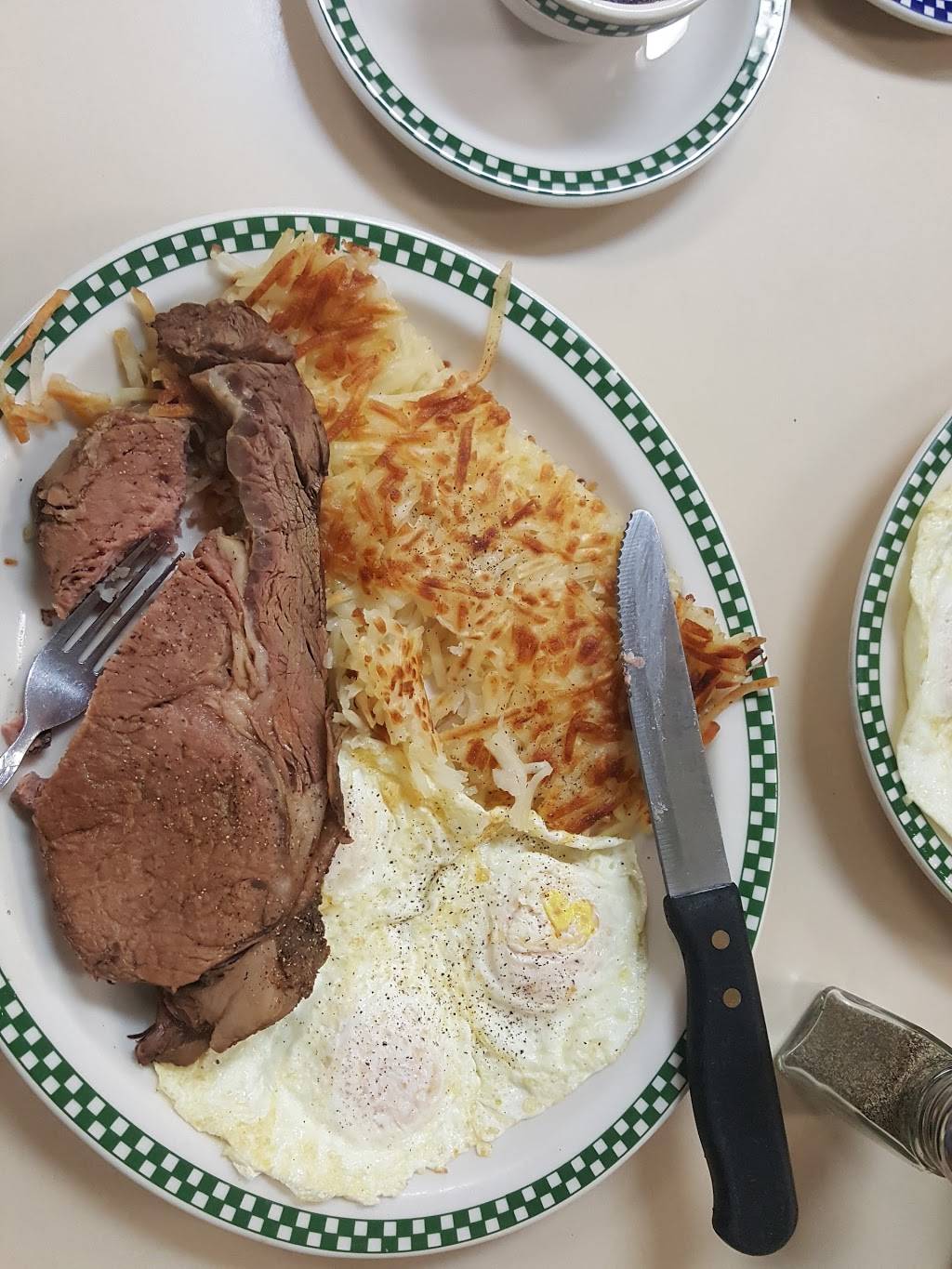 Karens Kitchen 2 | restaurant | 840 W Palmdale Blvd, Palmdale, CA 93551, USA | 6619470550 OR +1 661-947-0550