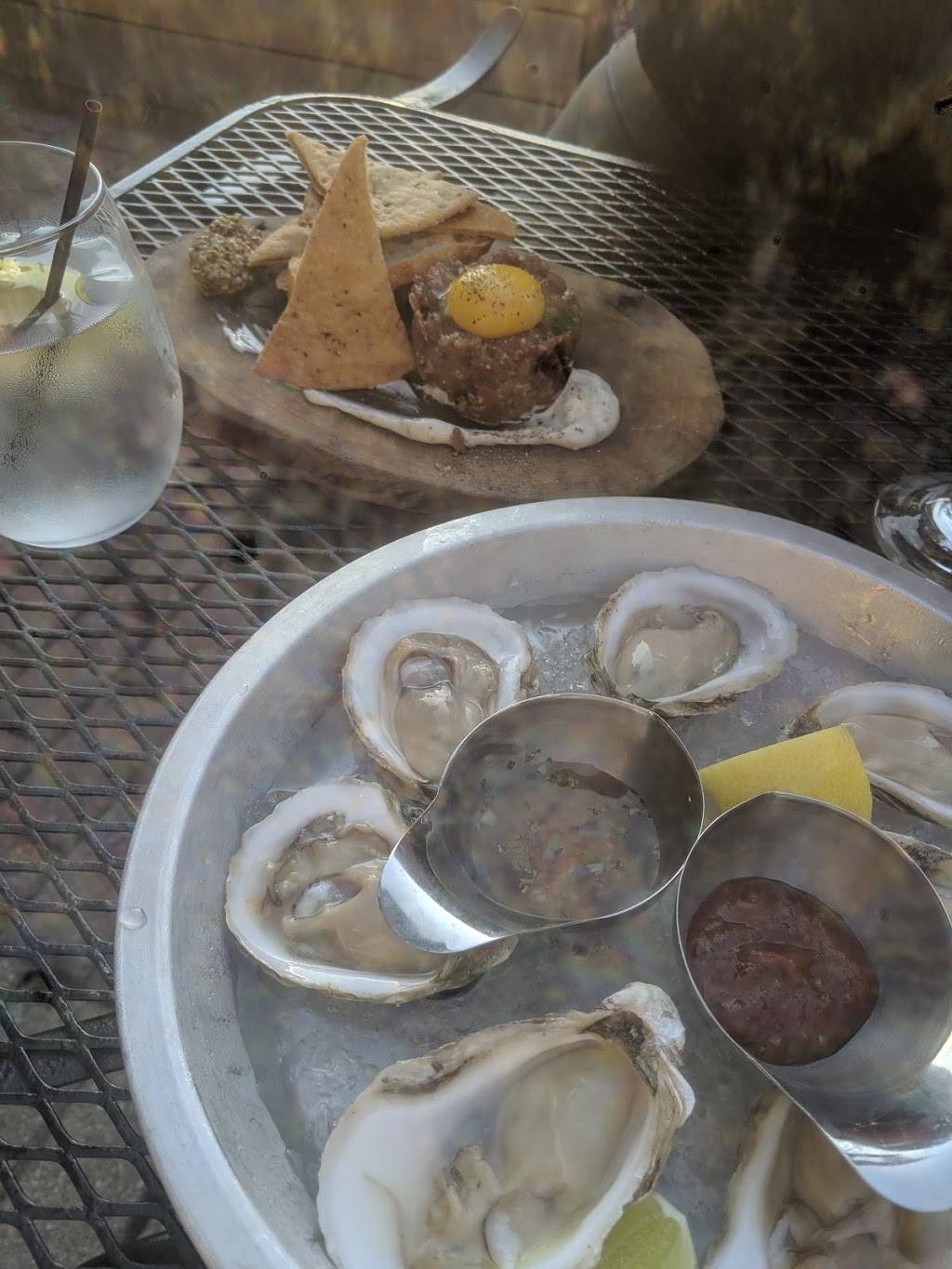 Tier 3 Restaurant and Bar | restaurant | 243 Main St E, Milton, ON L9T 1P1, Canada | 9058643335 OR +1 905-864-3335