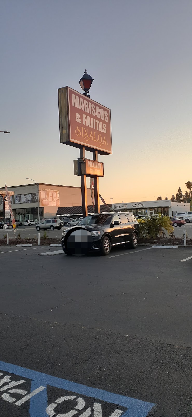 Mariscos y fajitas Sinaloa | restaurant | 408 S Brookhurst St, Anaheim, CA 92804, USA | 7146351112 OR +1 714-635-1112