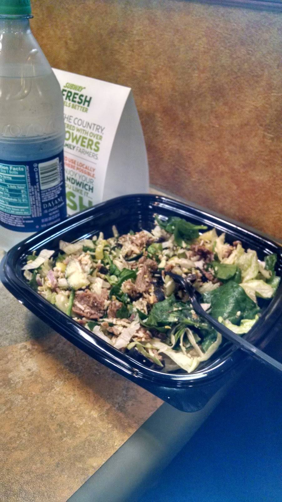 Subway | meal takeaway | Must Have Base Access, 2601 Ohio St, Silverdale, WA 98315, USA | 3607795656 OR +1 360-779-5656