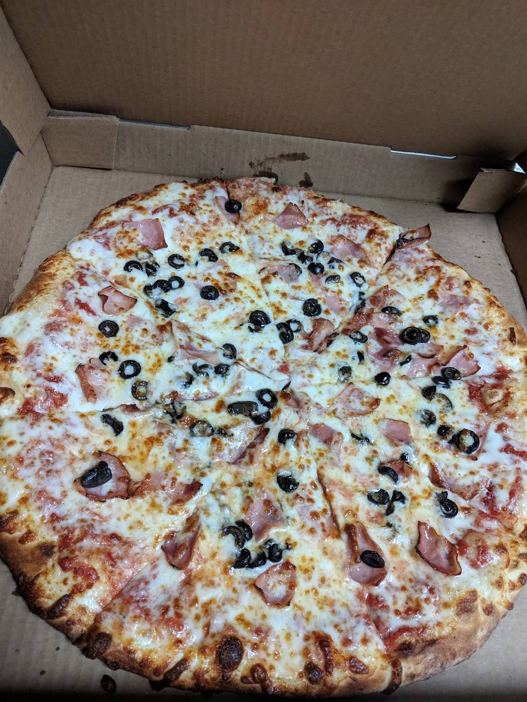 Eaton Pizza & Subs | meal delivery | 123 1st St, Eaton, CO 80615, USA | 9704541068 OR +1 970-454-1068