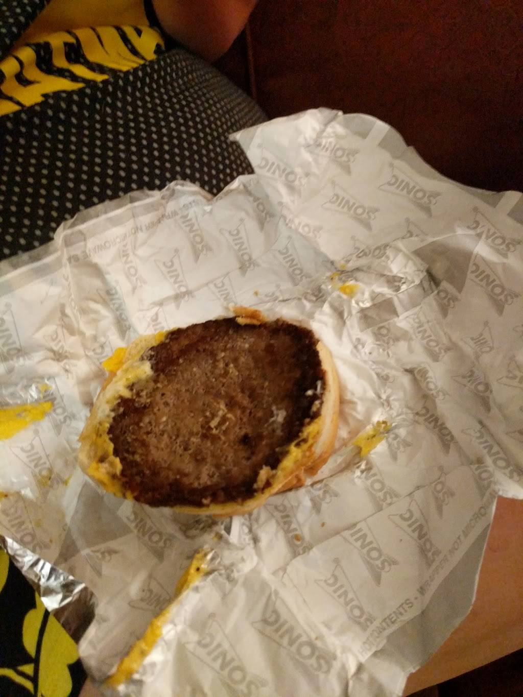 Sonic Drive-In | restaurant | 725 W Oglethorpe Hwy, Hinesville, GA 31313, USA | 9128768340 OR +1 912-876-8340