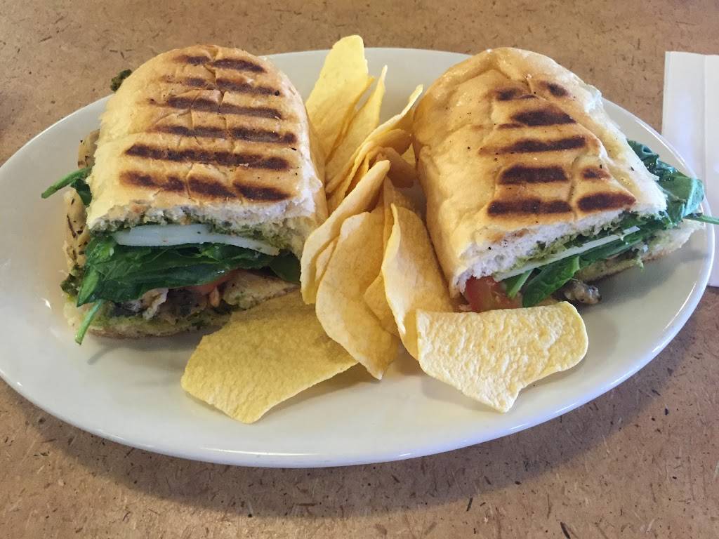Jasons Deli | restaurant | 10605 N Scottsdale Rd Ste 101, Scottsdale, AZ 85254, USA | 4804433811 OR +1 480-443-3811