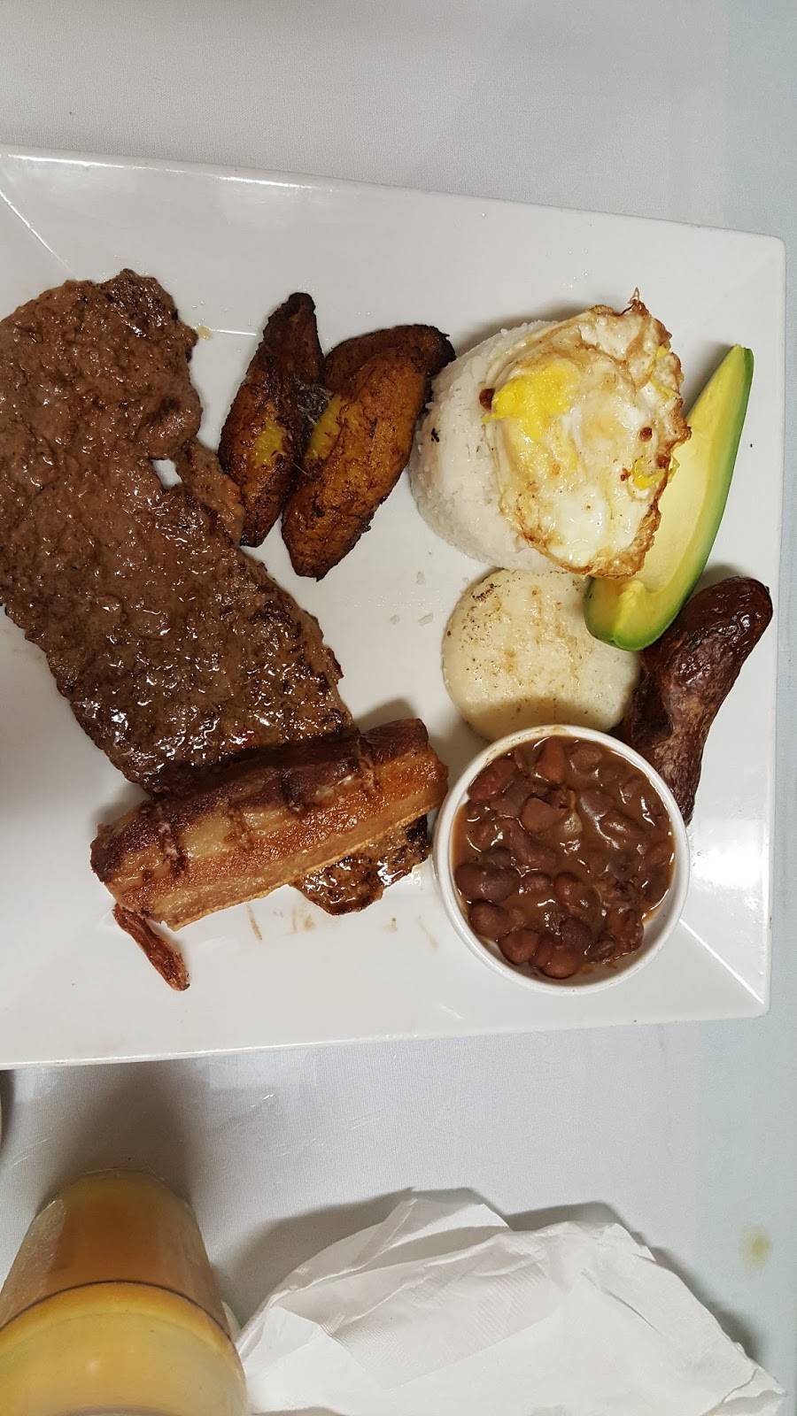 Colombias Grill Restaurant | restaurant | 1360 NE 163rd St, North Miami Beach, FL 33162, USA | 3058166024 OR +1 305-816-6024