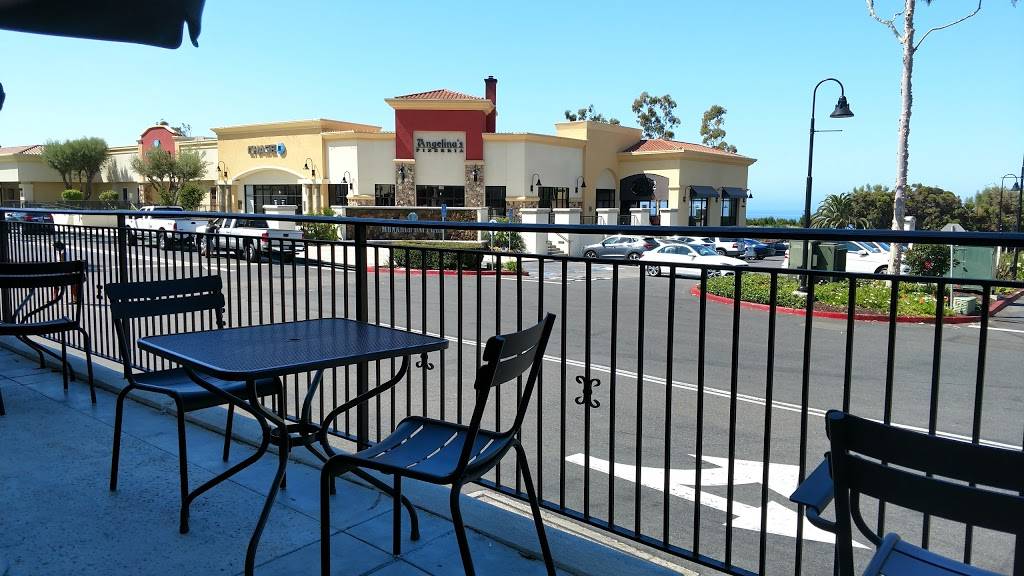 Starbucks | cafe | 32880 CA-1 #42, Dana Point, CA 92629, USA | 9494895571 OR +1 949-489-5571