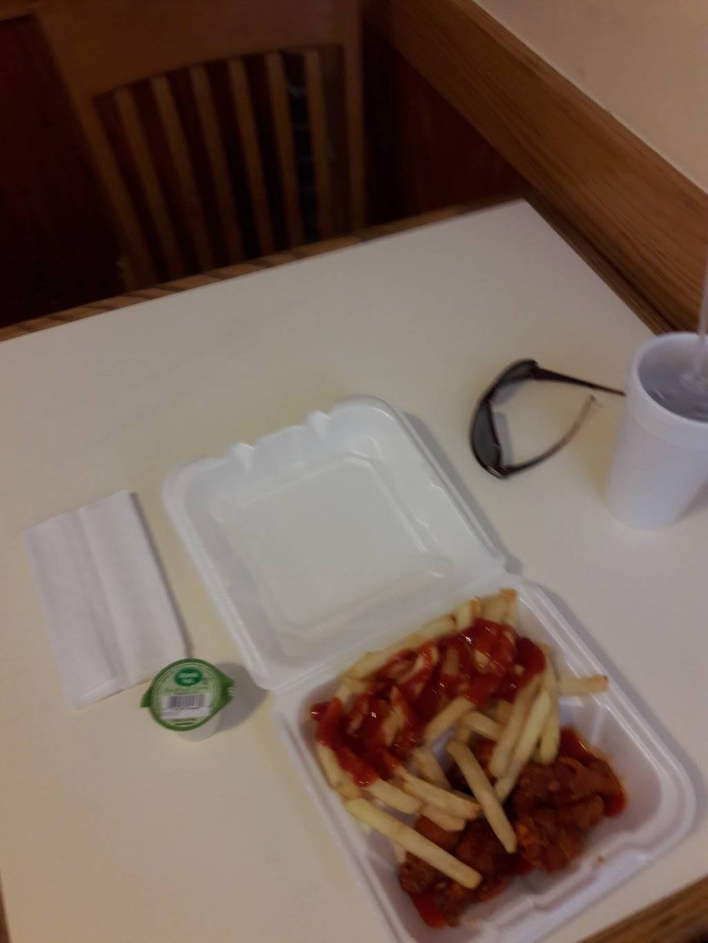 American Deli | restaurant | 2004 Auburn Ave #1708, Columbus, GA 31906, USA | 7065684895 OR +1 706-568-4895