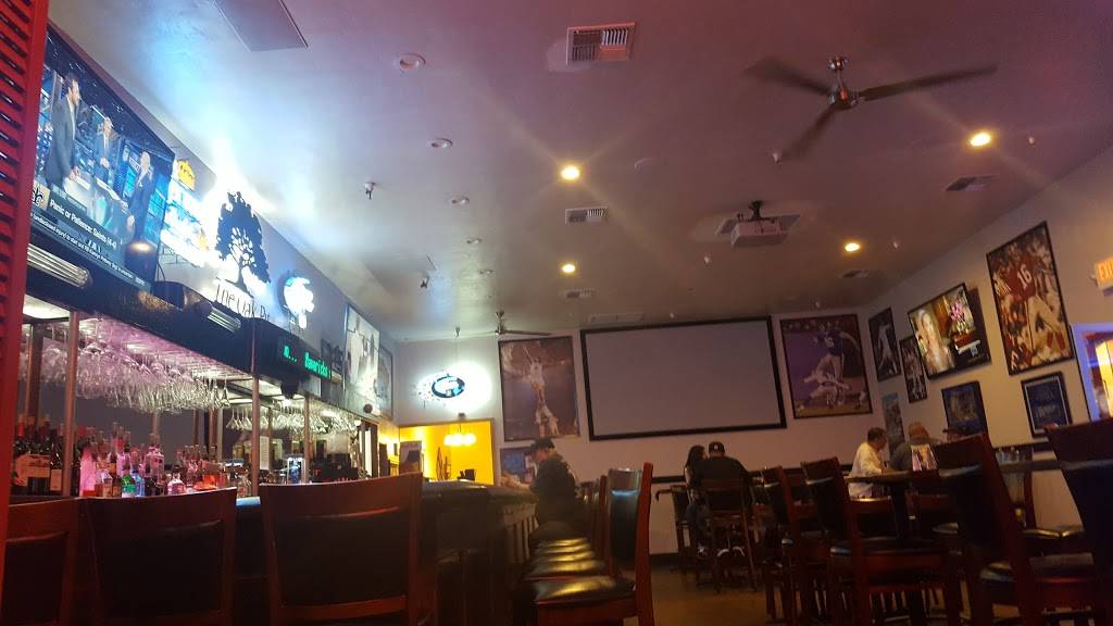 The Oak Pit Steakhouse and Bar | restaurant | 615 N Main St, Porterville, CA 93257, USA | 5597842136 OR +1 559-784-2136