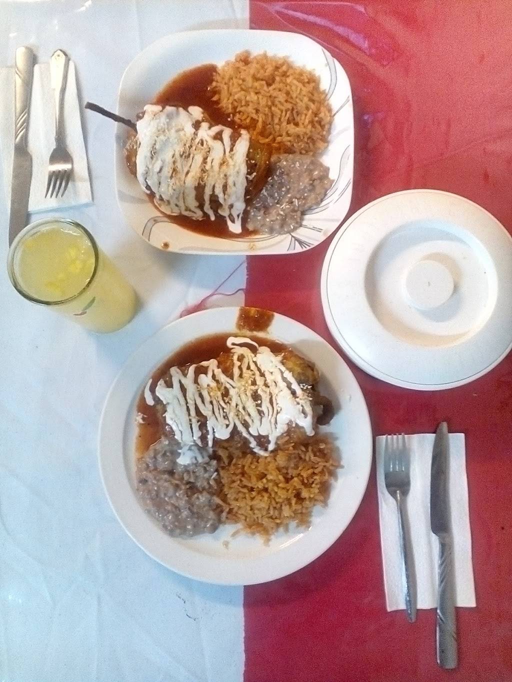 ANTOJITOS MEXICANOS LOLITA | restaurant | Av. Transpeninsular, Los Altos, 22536 Tijuana, B.C., Mexico | 016644857694 OR +52 664 485 7694