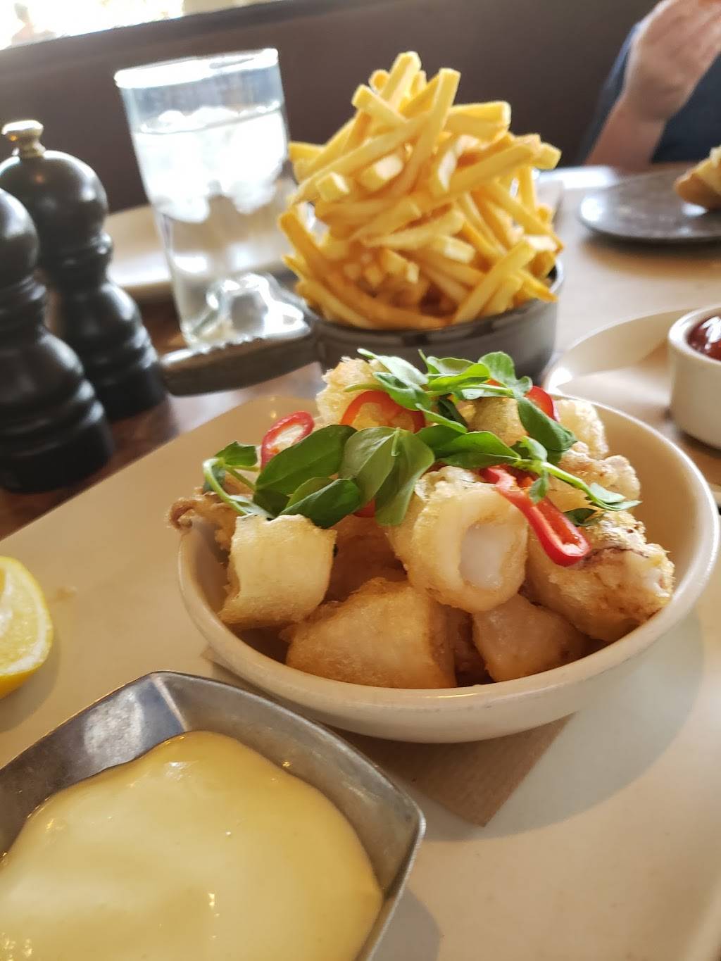 J&G Steakhouse | restaurant | 6000 E Camelback Rd, Scottsdale, AZ 85251, USA | 4802148000 OR +1 480-214-8000