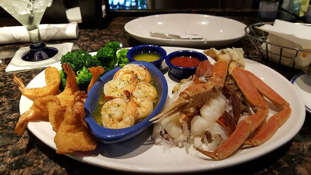 Red Lobster | restaurant | 1403 S Alma School Rd, Fiesta Mall, Mesa, AZ 85210, USA | 4806108701 OR +1 480-610-8701