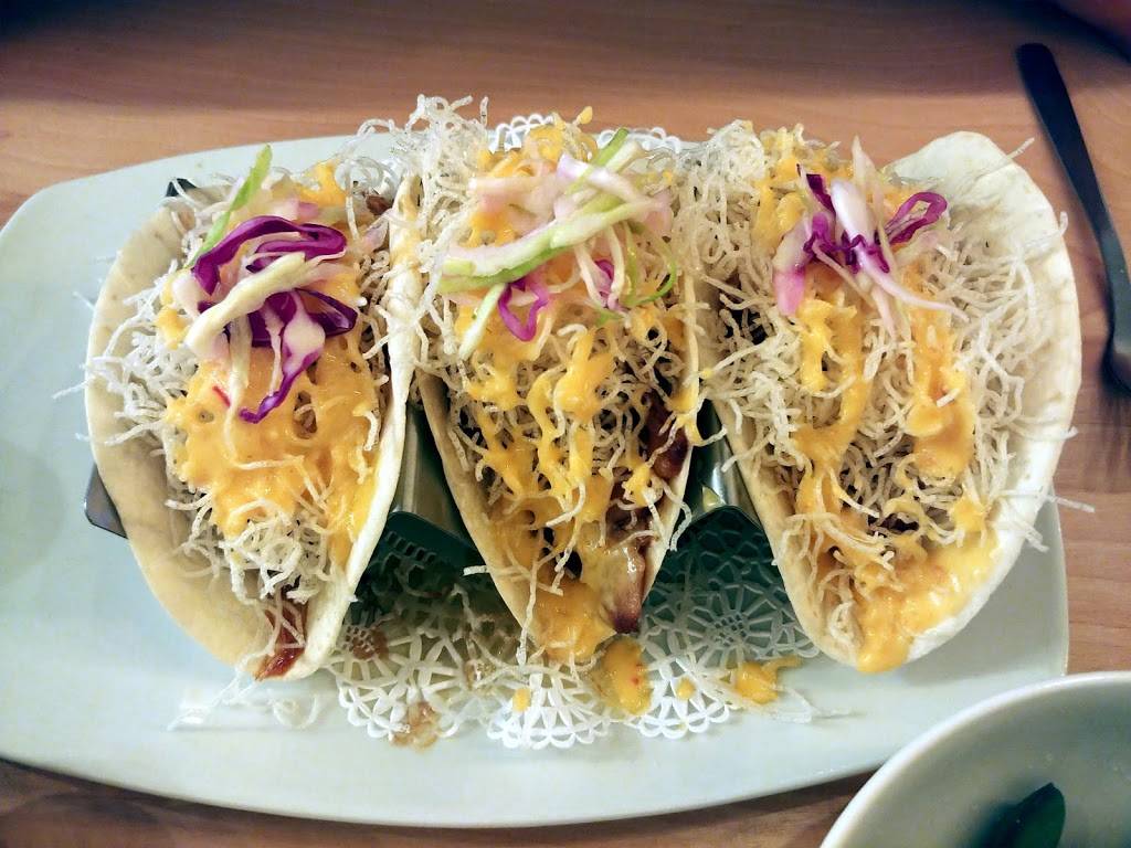 Nosh Restaurant & Bar | restaurant | 3800 N Atlantic Ave Ste. 6, Cocoa Beach, FL 32931, USA | 3214502323 OR +1 321-450-2323